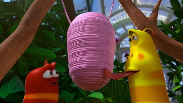 Larva: La familia S01E07