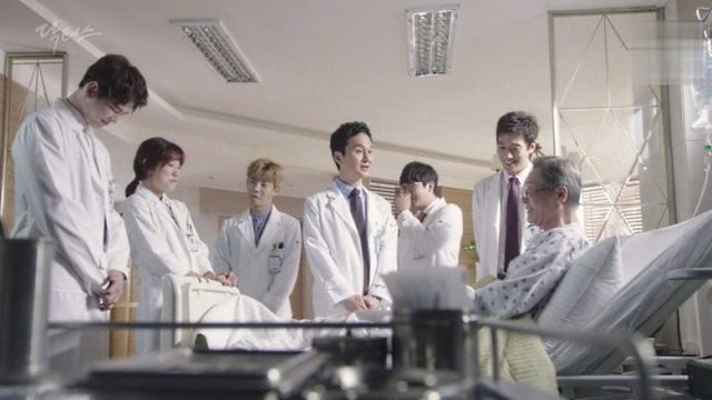 Doctores S01E10