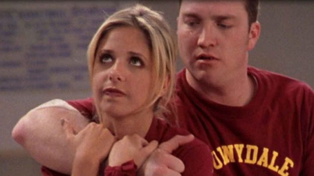 Buffy, la cazavampiros S02E15