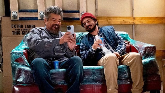 Lopez vs Lopez S01E11