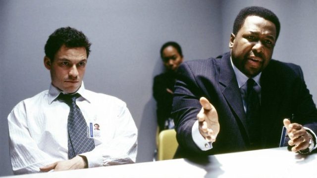 Los Vigilantes S01E02