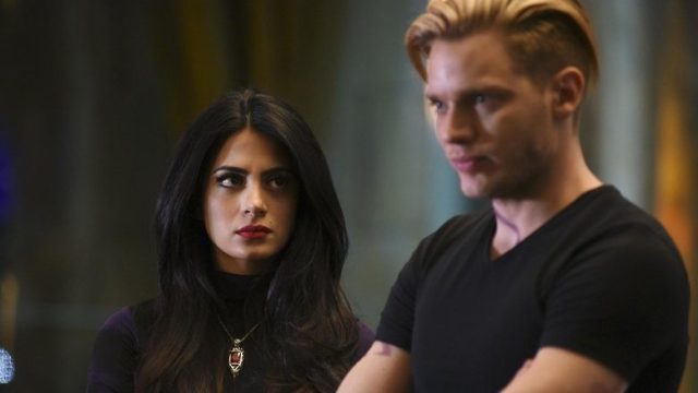 Shadowhunters S01E09