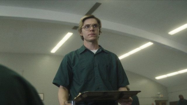 Dahmer - Monstruo: La historia de Jeffrey Dahmer S01E09