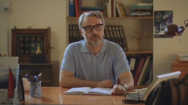 El maestro y la música azul S01E02