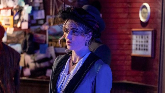 Call Me Kat S02E04