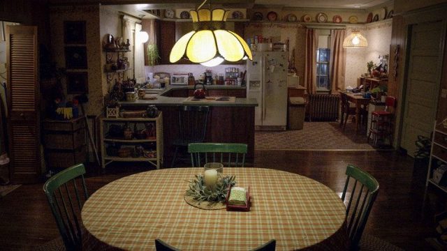 Kevin Can F**K Himself S02E08