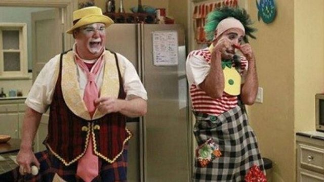 Una Familia Moderna S03E18