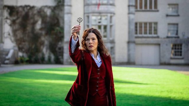 Sanctuary: A Witch's Tale S02E06