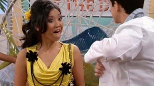 Los Hechiceros de Waverly Place S02E25