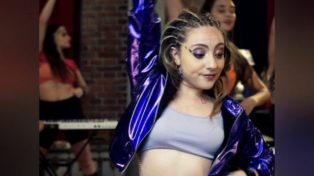Melody, la chica del metro S01E10