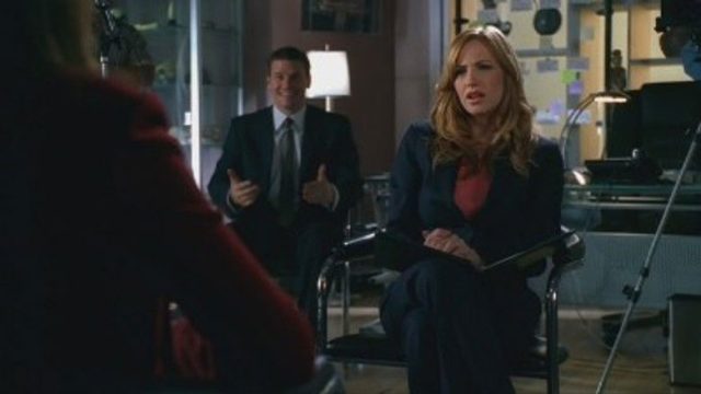Bones S01E11