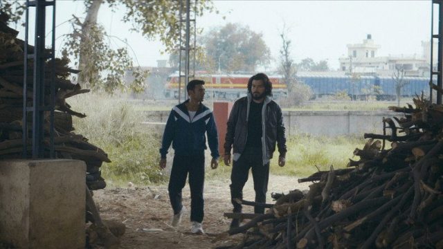 Gloria S01E02