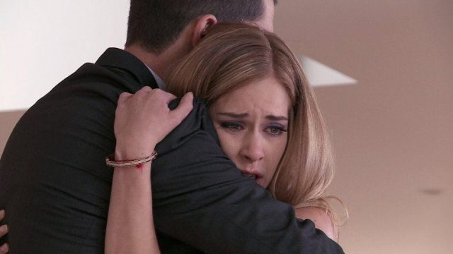 El Señor de los Cielos S04E01
