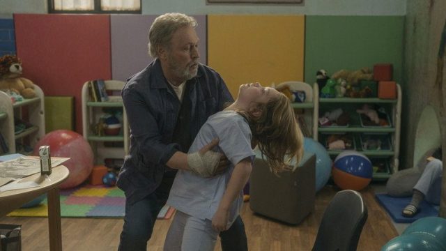 Before S01E05