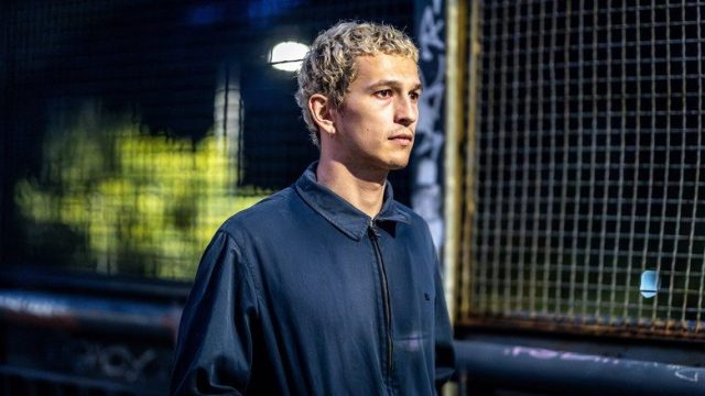 Proud S01E08