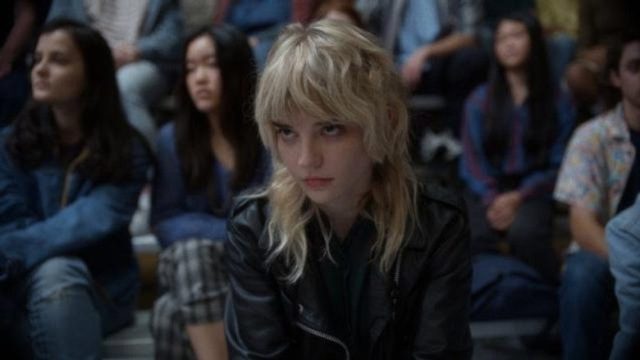 When the Streetlights Go On S01E05