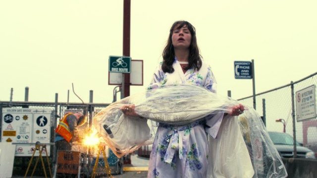 Girlboss S01E04