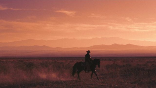 Wyatt Earp y la guerra de los cowboys S01E06