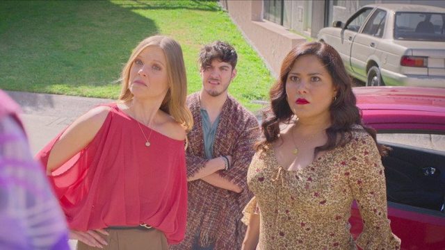 Guerra de vecinos S01E08