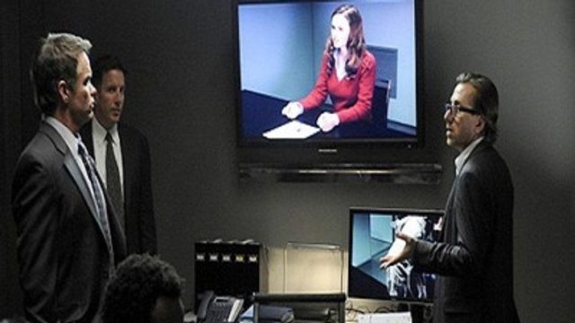 Miénteme (Lie to Me) S01E03