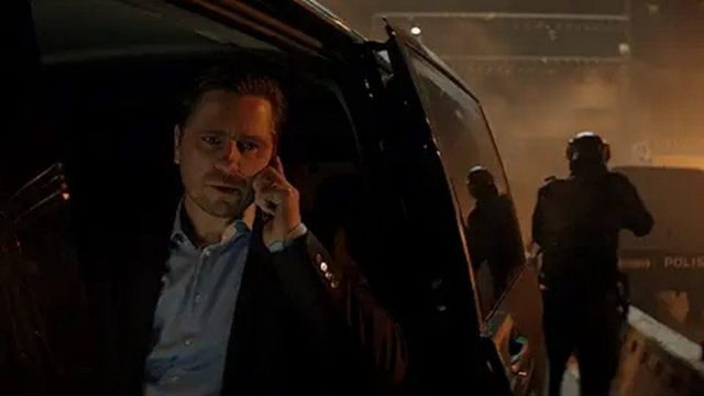 Paradis City S01E04
