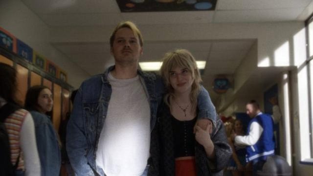 When the Streetlights Go On S01E06