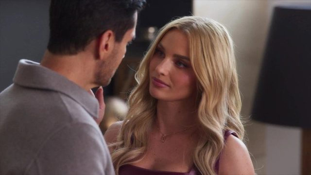 Tan cerca de ti, nace el amor S01E15