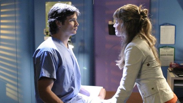Smallville S04E01