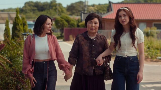 Besos, Kitty S02E08