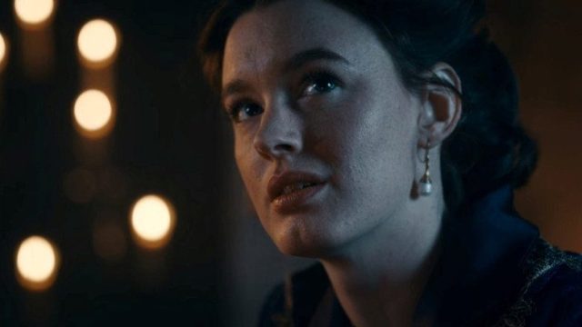 Sangre, sexo y realeza S01E02