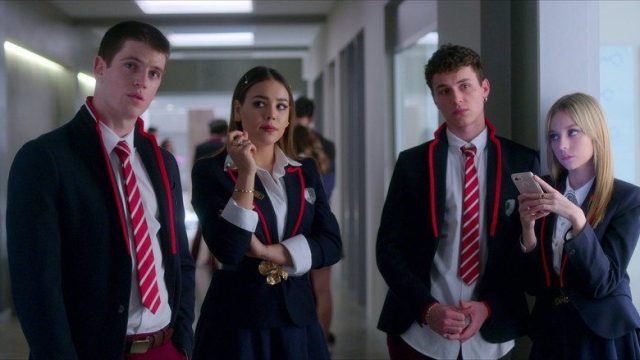 Élite S02E01