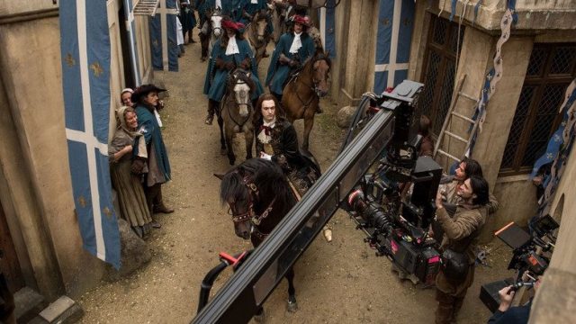Versailles S00E24