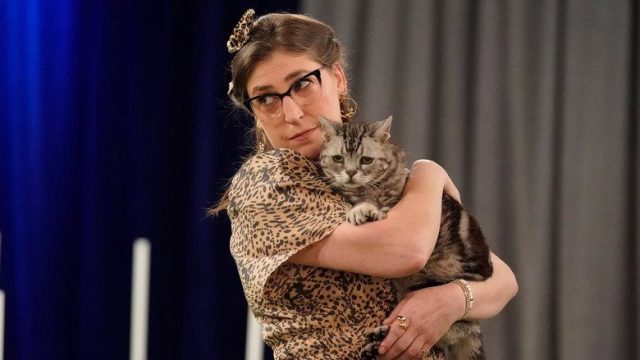 Call Me Kat S03E21