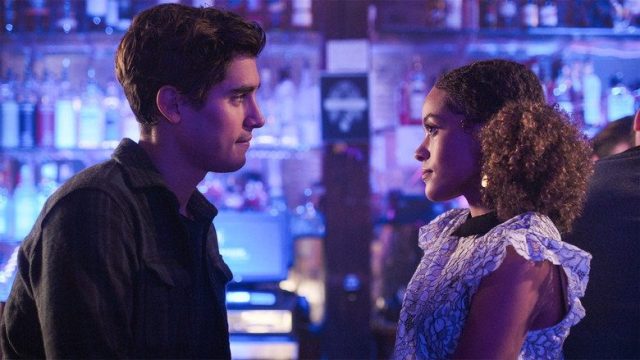 Trinkets S01E02