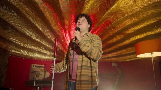 Ojitos de huevo S02E01