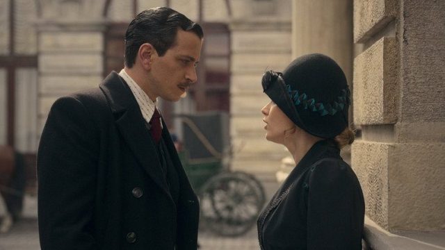 Medianoche en el Pera Palace S01E07