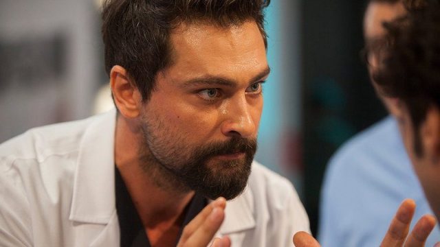El milagro S01E02