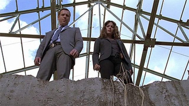 Life S02E12